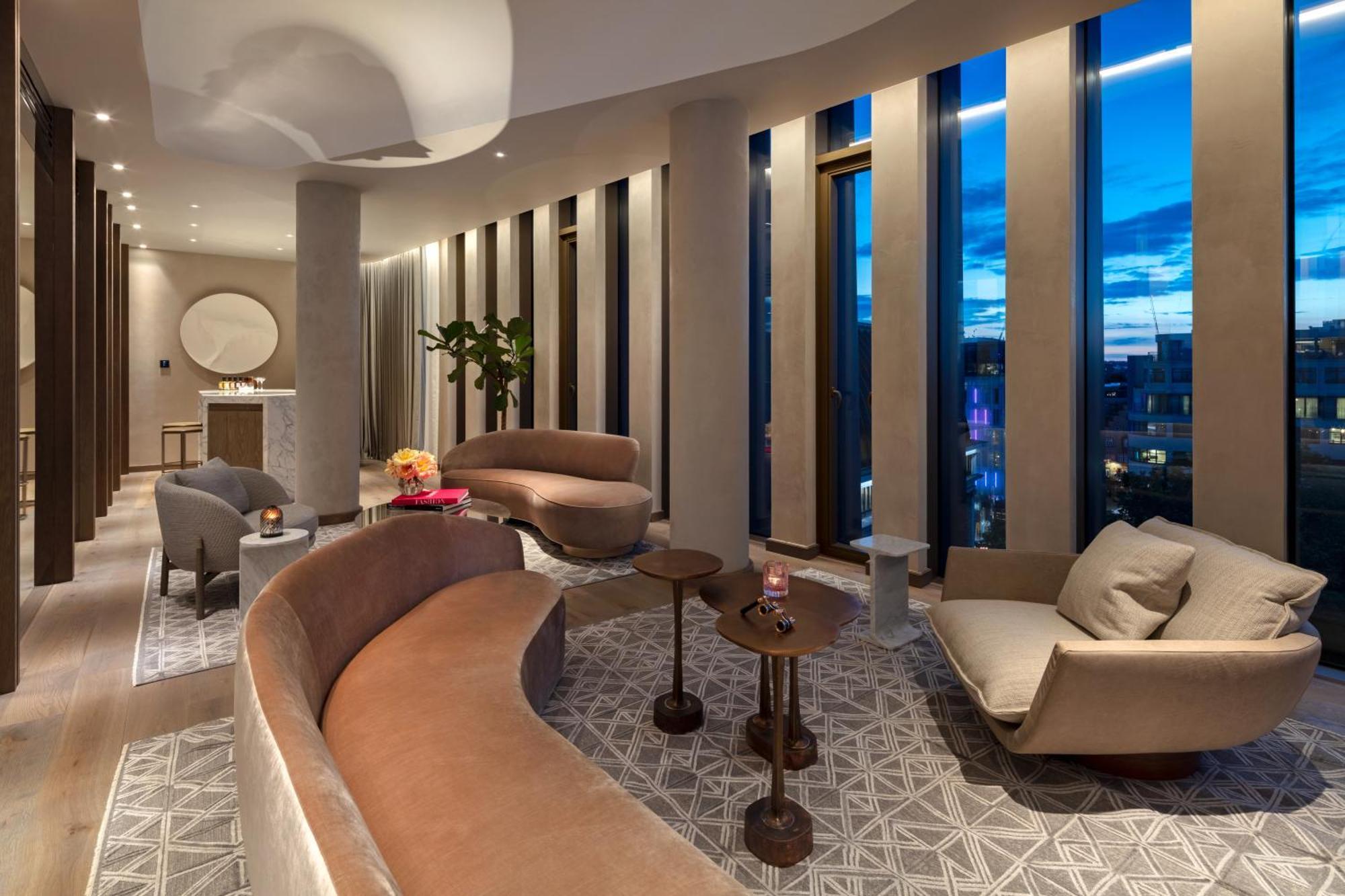 Hotel The Londoner Exteriér fotografie The Living Room